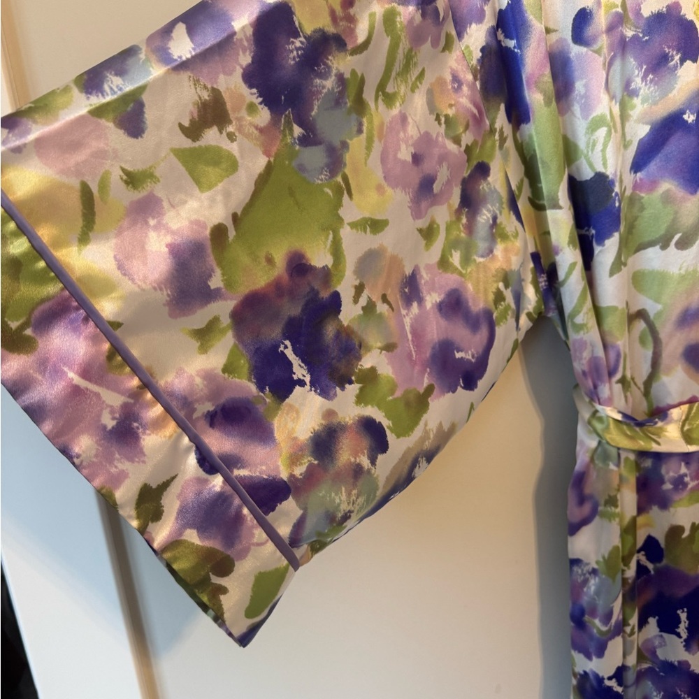 Natori Classics Multicolor Robe - image 4